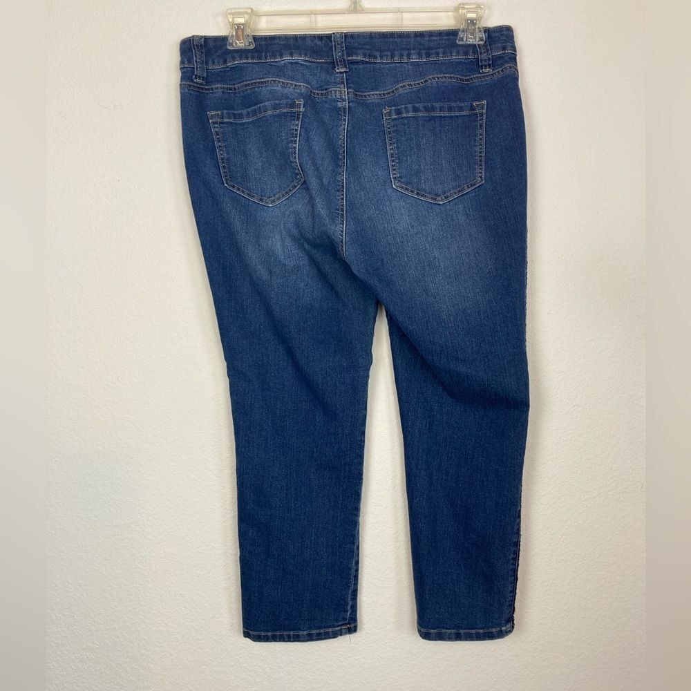 Westport 1962 Cool Tribal side embroidered High waist Cropped Jeans - Picture 6 of 12